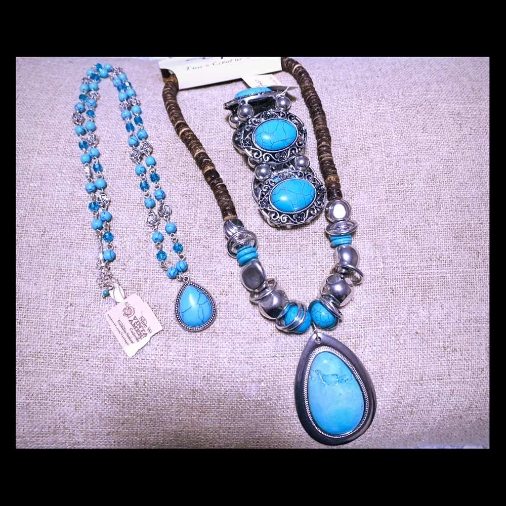 Faux Turquoise Necklaces/Bracelet Set